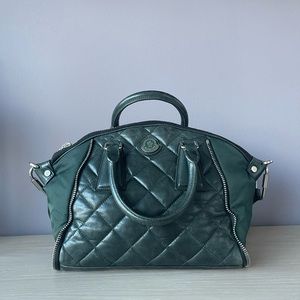 Moncler Cheryne Borsa leather purse in Dark Green